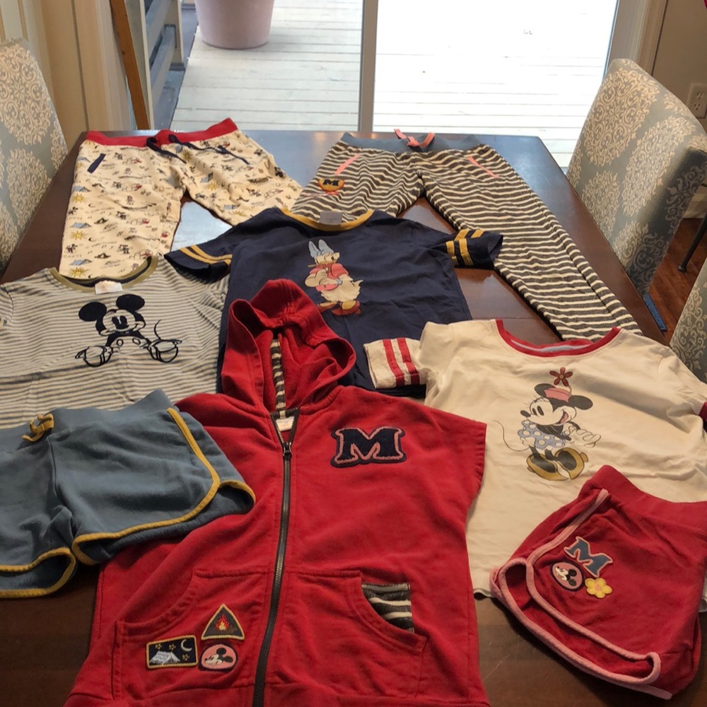 Huge lot - hanna Andersson / Disney Lot - size 150